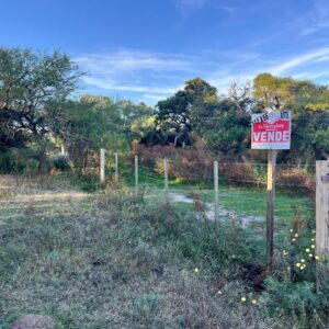AROCENA - Lote en venta 112x56 mts - Frente Laguna